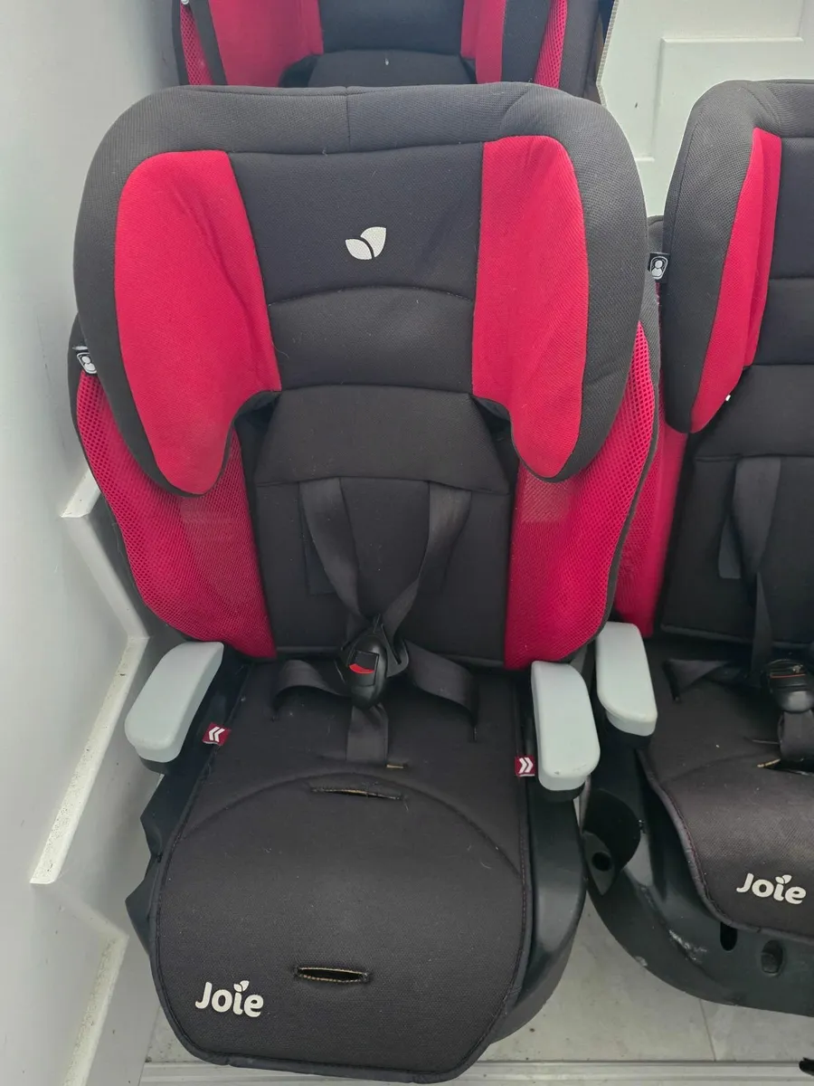 Joie Car Seat - Image 1