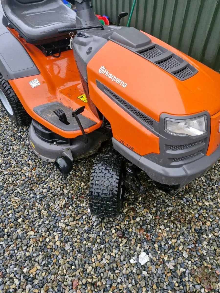 Husqvarna 2018 ride on mower Delivery Included!! - Image 2
