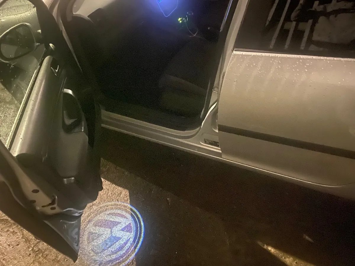 Volkswagen Golf 2005 - Image 2