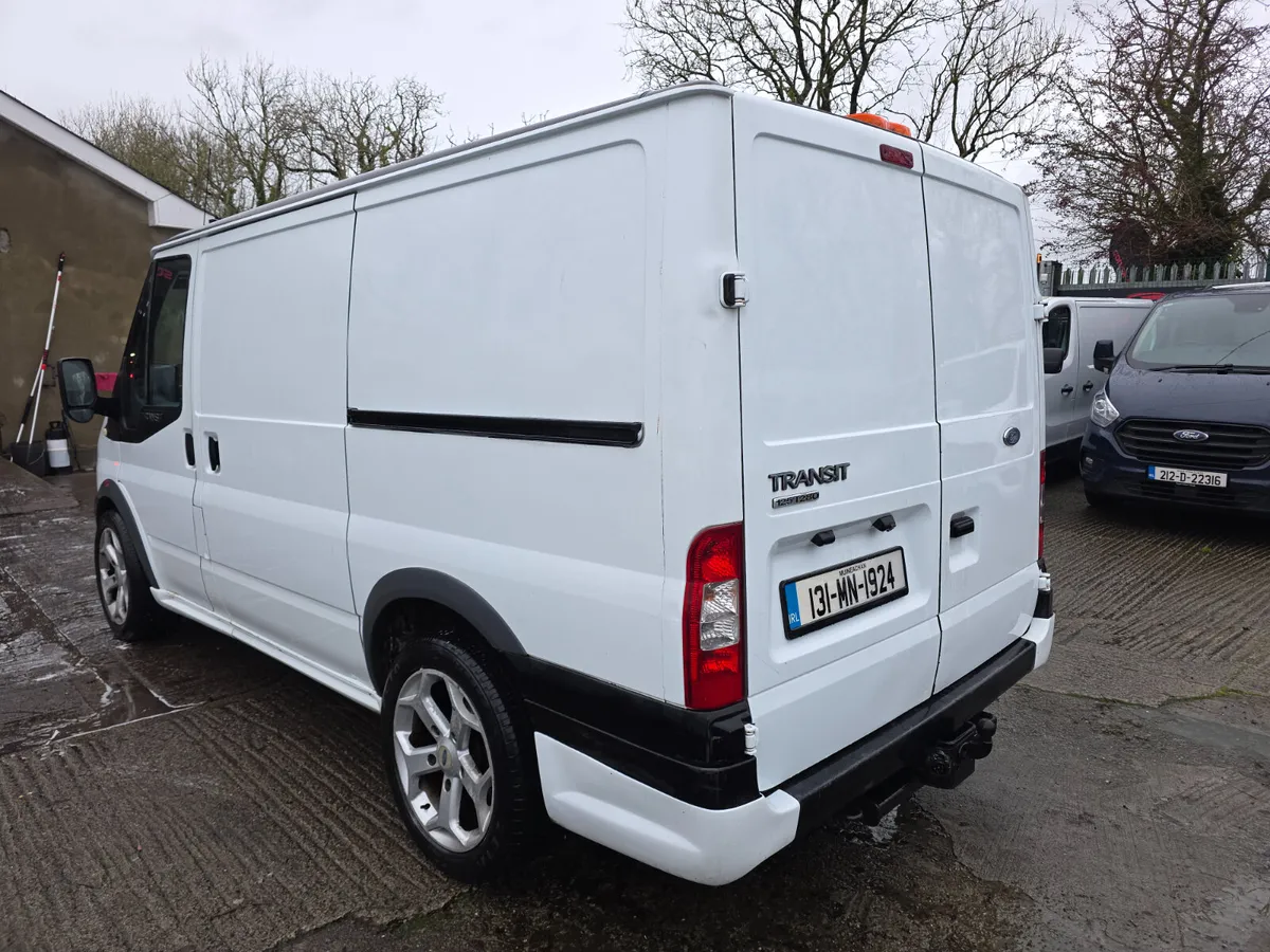 Ford Transit 2 2 SWB 2013 - Image 4