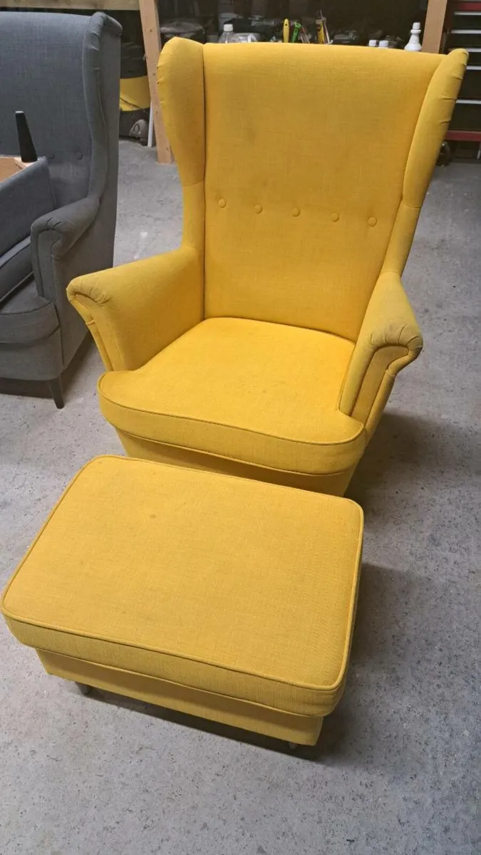 2 Wing armchair - Image 1