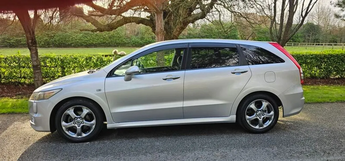 2007 Honda Stream rsz Automatic nct today - Image 2