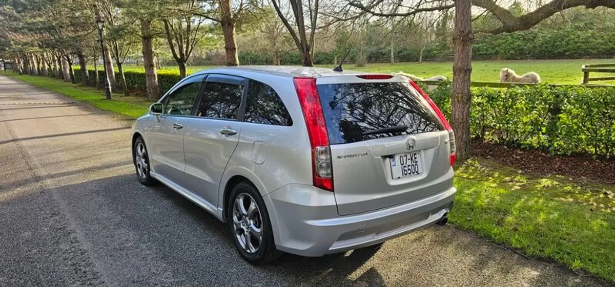 2007 Honda Stream rsz Automatic nct today - Image 3