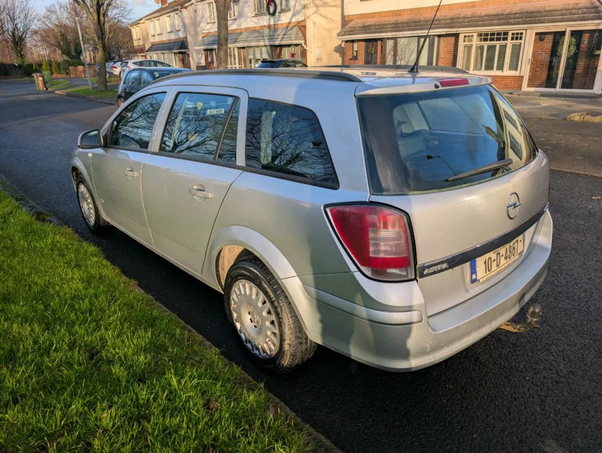 Opel Astra 2010 LIFE 1.7CDTI 110PS ECOFLEX 5DR - Image 3