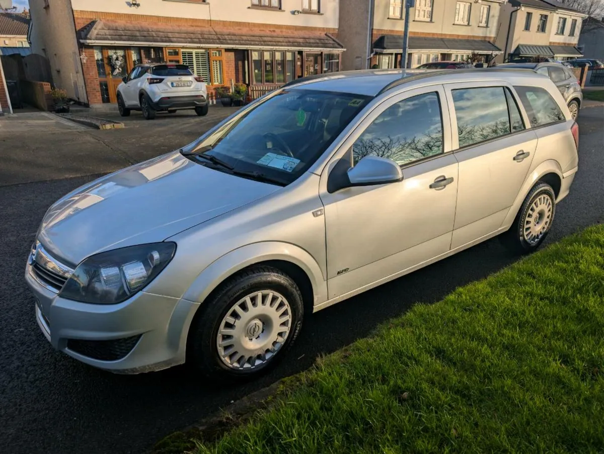 Opel Astra 2010 LIFE 1.7CDTI 110PS ECOFLEX 5DR - Image 4