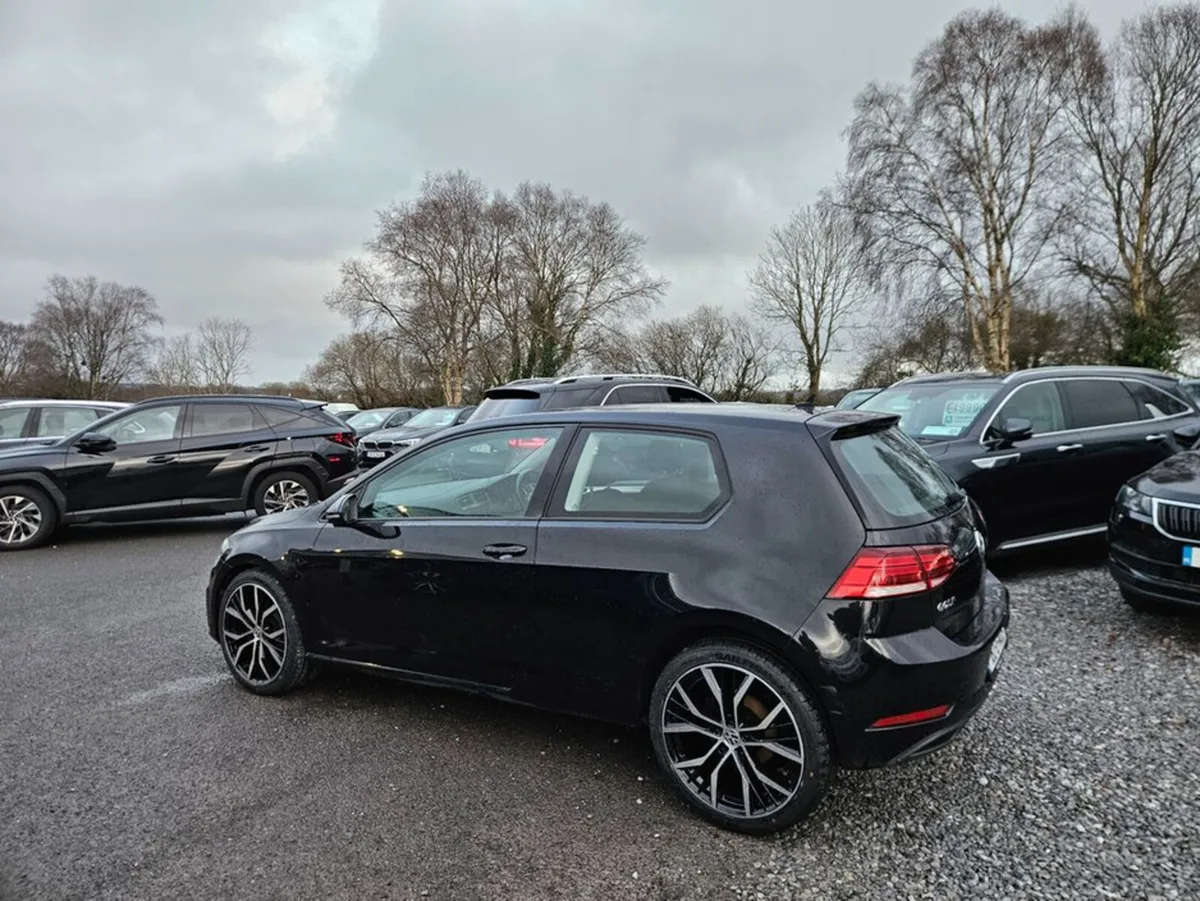 Volkswagen Golf 1.6 TDI 3 dr - Image 4