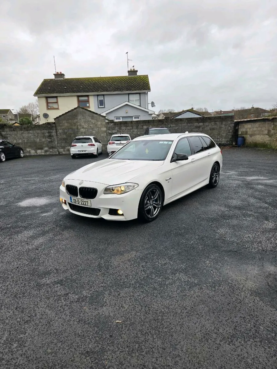 131 BMW 520 M SPORT ESTATE - Image 3