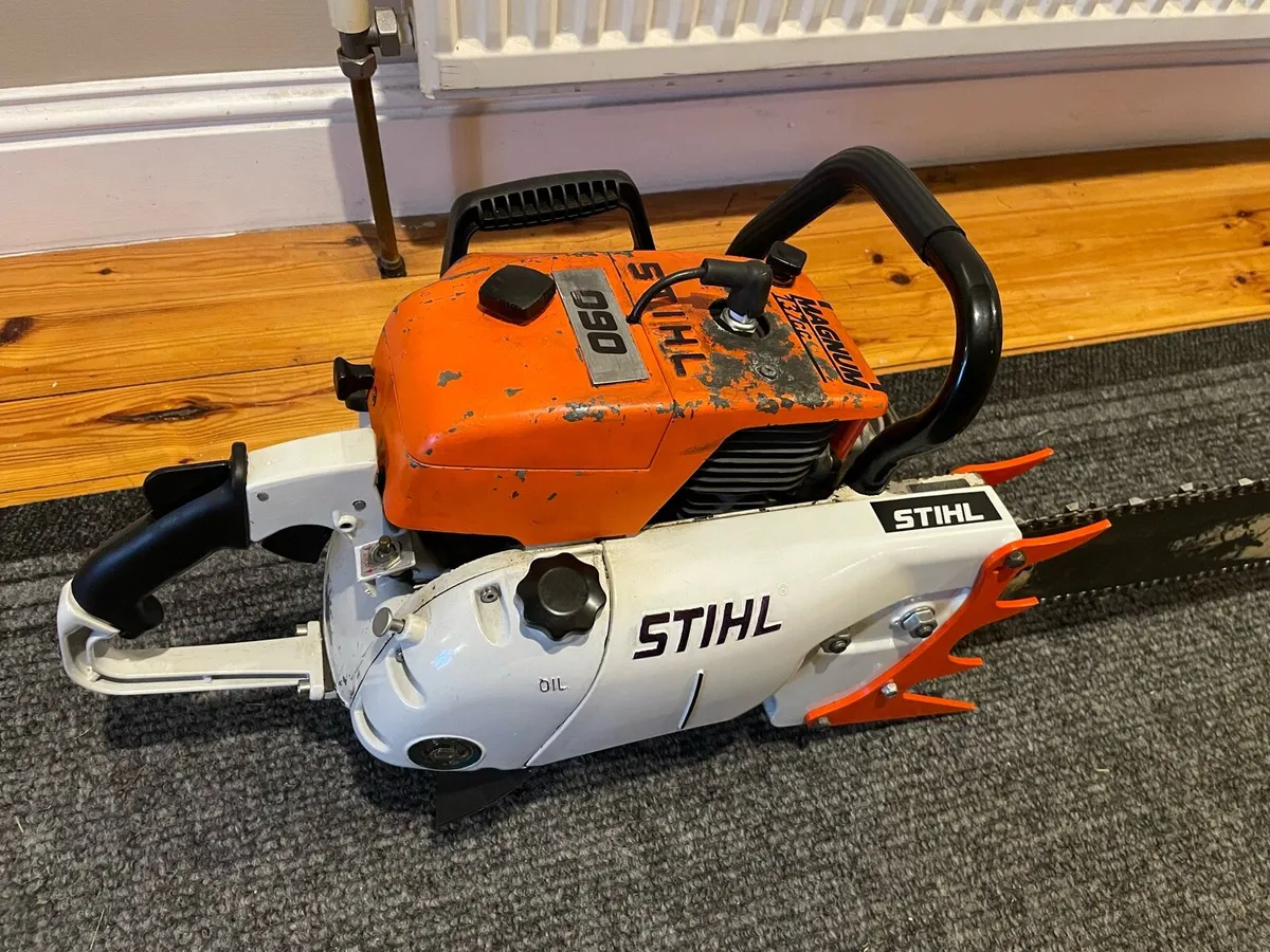 Stihl 090 137cc chain saw.. - Image 1