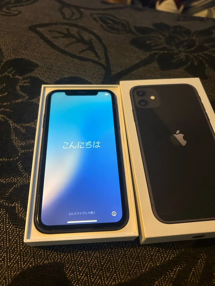 iphone 11 - Image 1