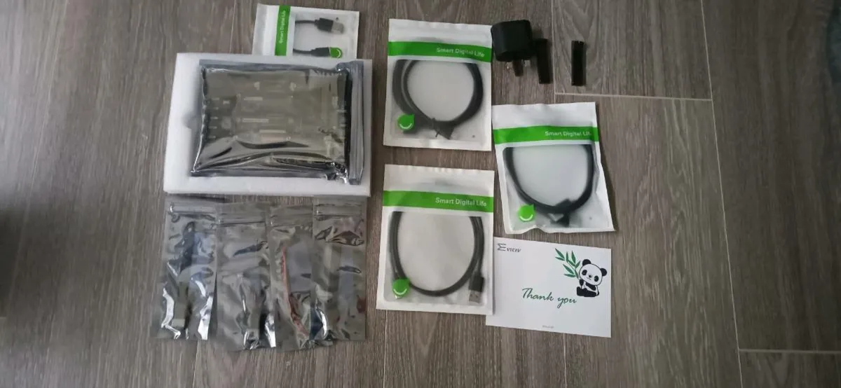 Raspberry Pi 7-inch Touch Screen - Image 1