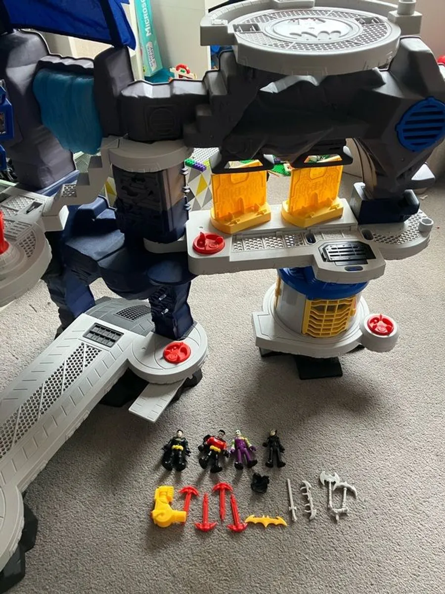 Batman Cave Fisher Price - Image 2