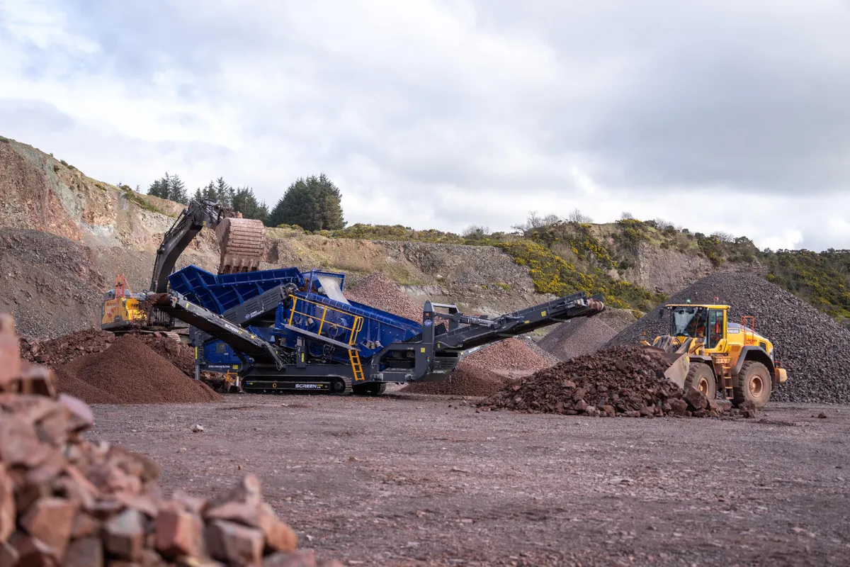 New Edge Screenpro S16 (Demo Model) - Image 2