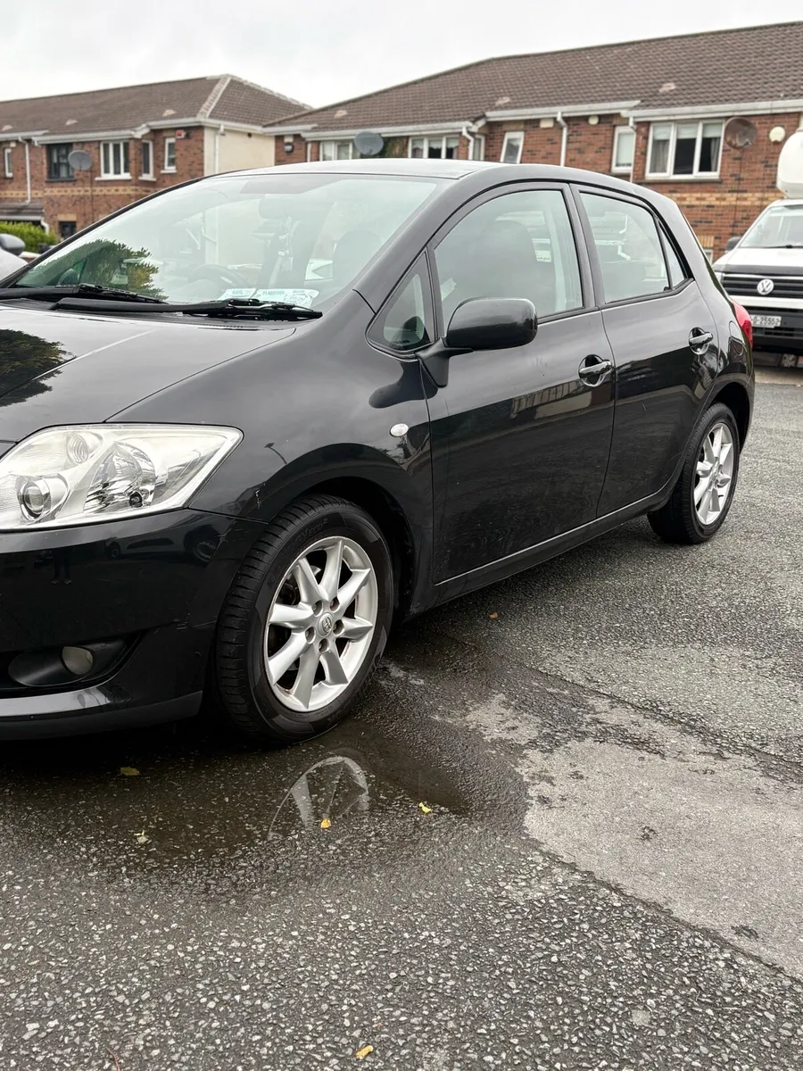 Toyota Auris - Image 1