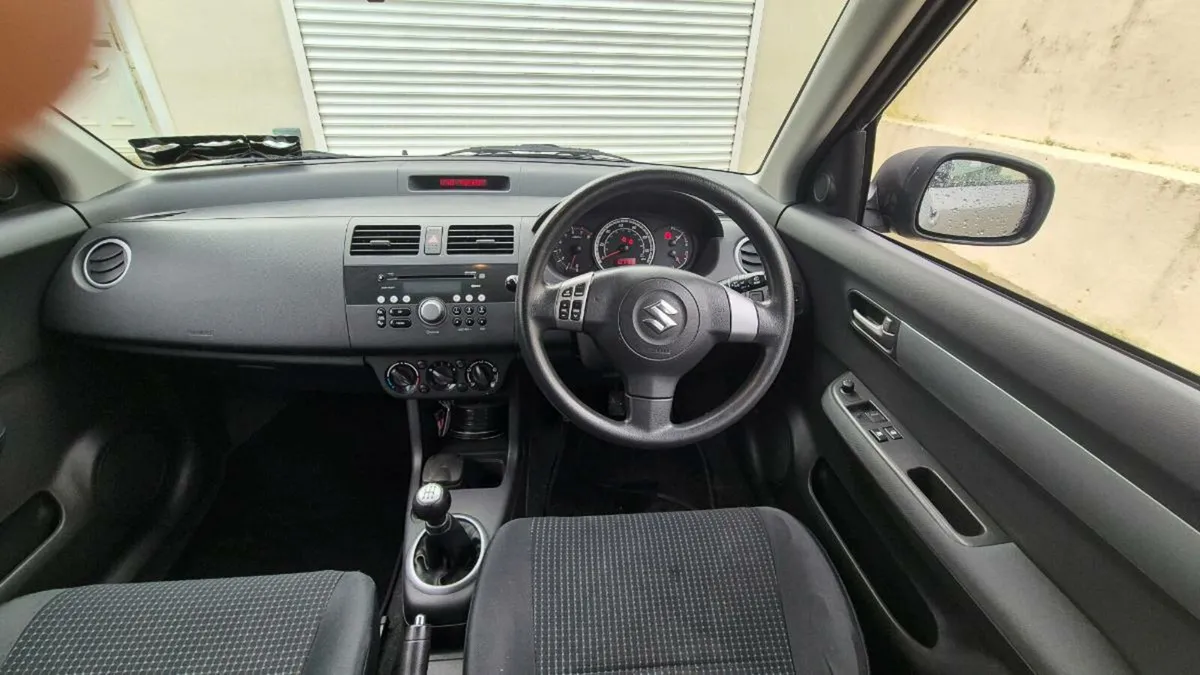Suzuki Swift - Image 3