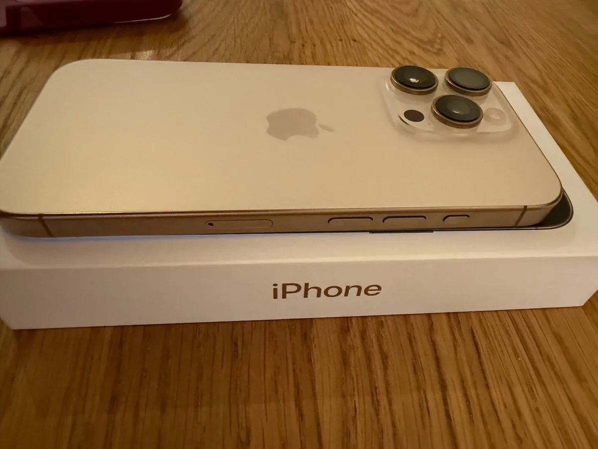 iPhone 16 pro - Image 2