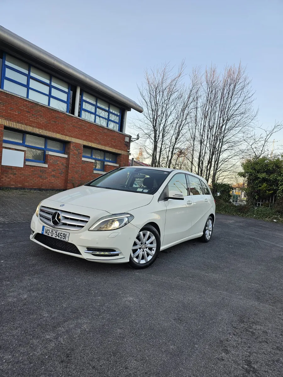 Mercedes-Benz B-Class 2014 Automatic - Image 2