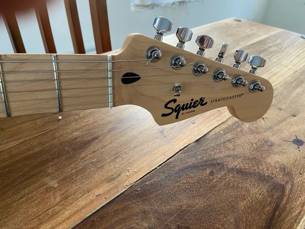 Fender Squire Sonic Upgraded - Image 4