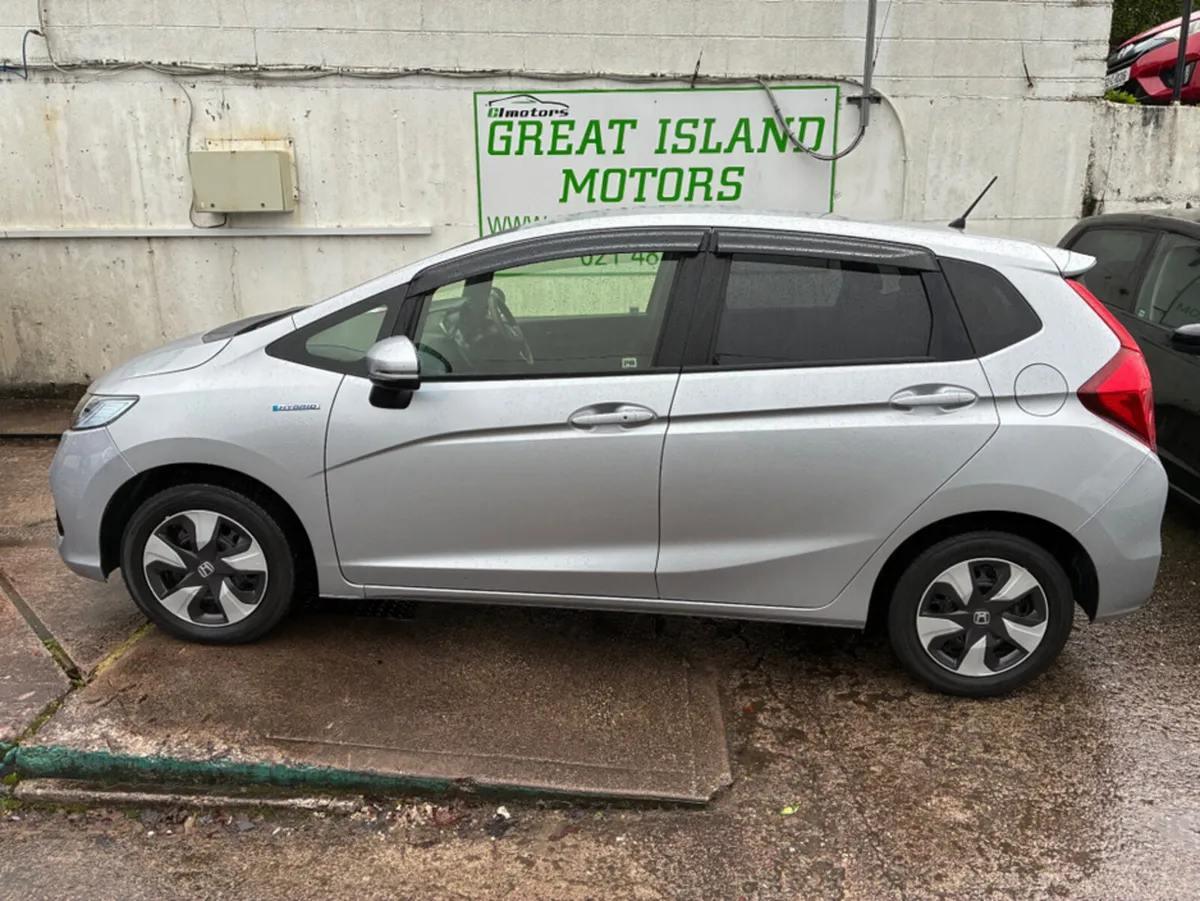 Honda Fit 1.5 petrol automatic - Image 3