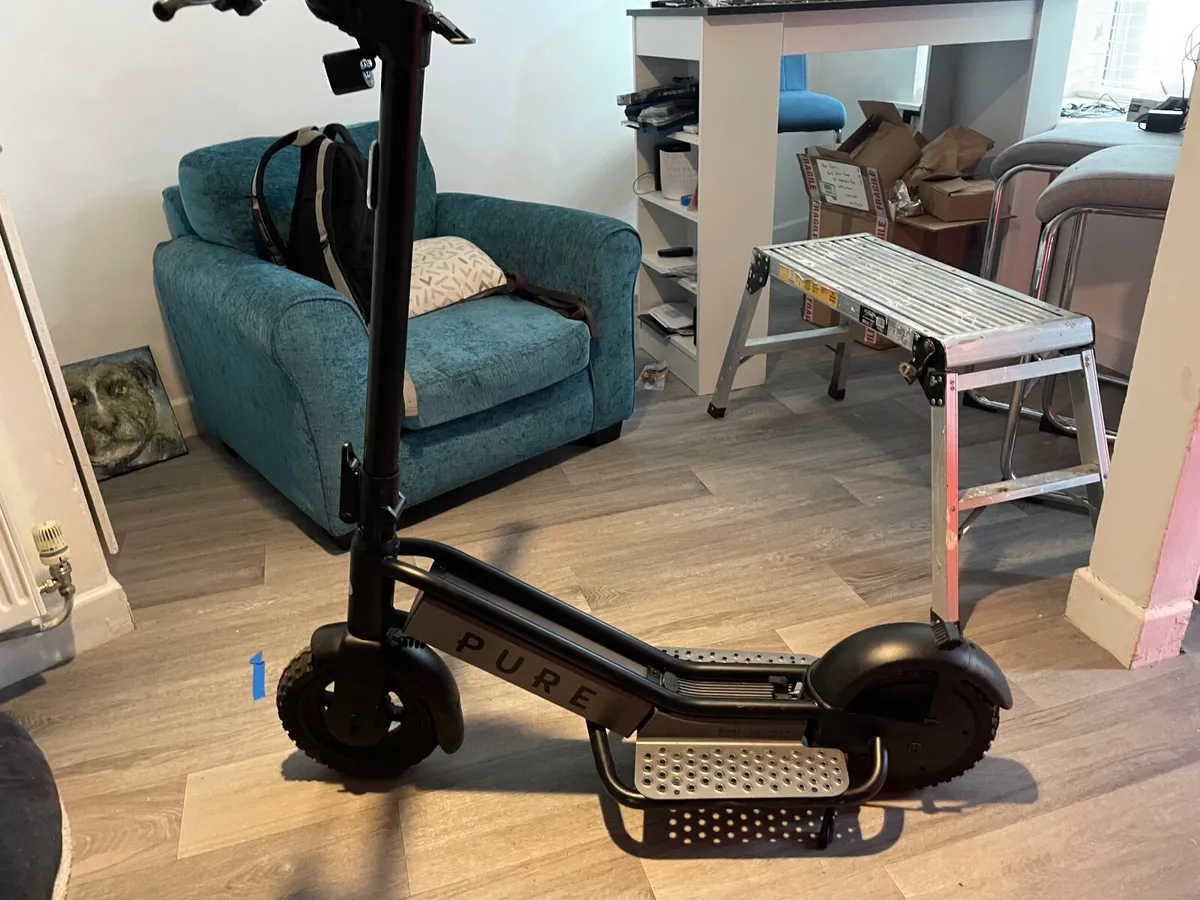 Electric scooter - Image 1