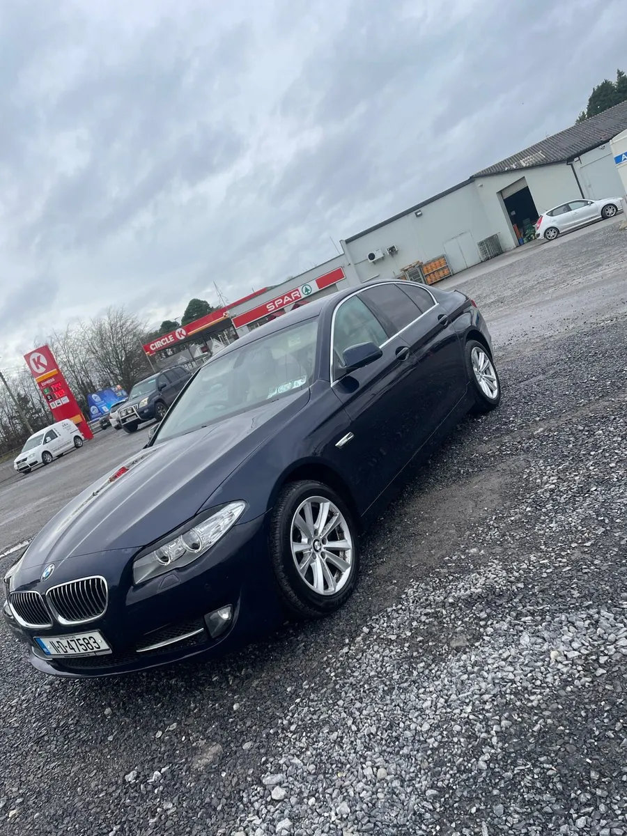 2011 520d bmw - Image 2