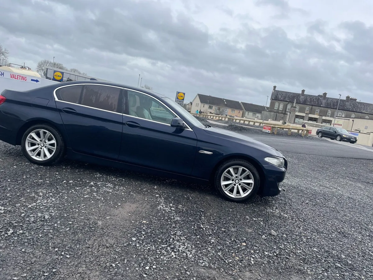 2011 520d bmw - Image 3