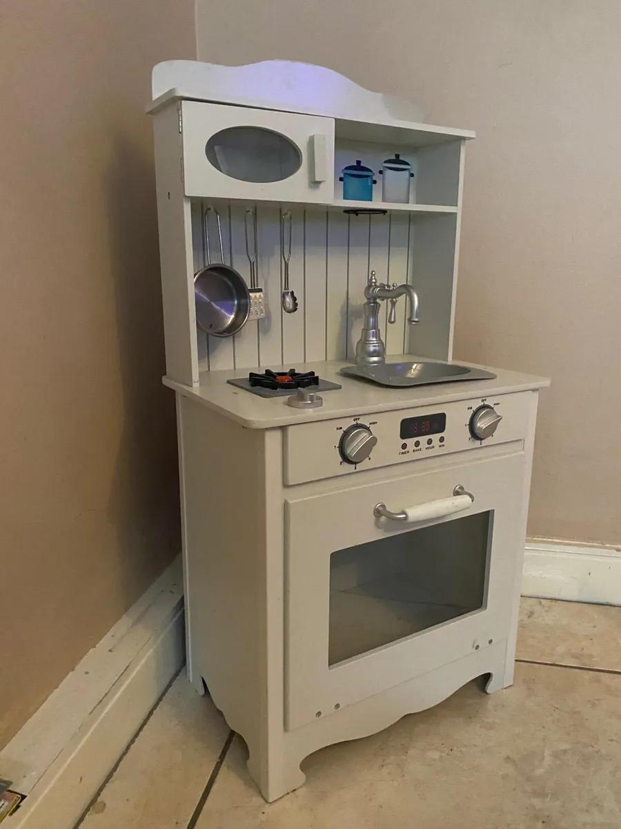 Child play kitchen - Image 2