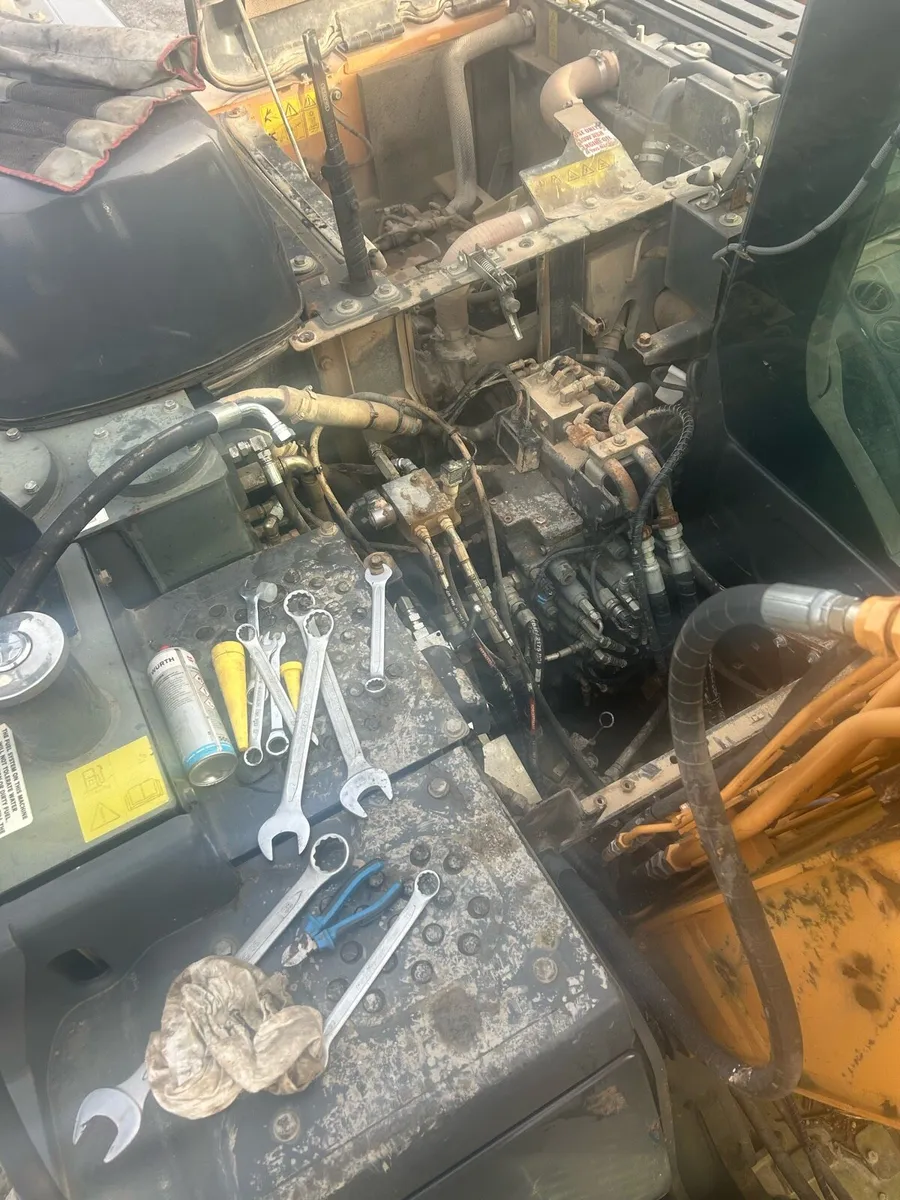 Case CX130 C/D double acting conversion - Image 2