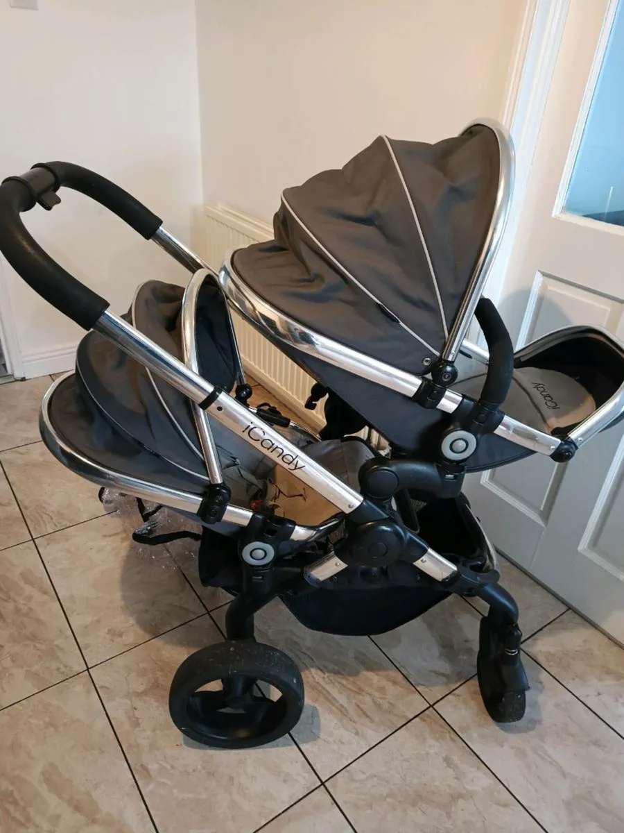 Double buggy - Image 1