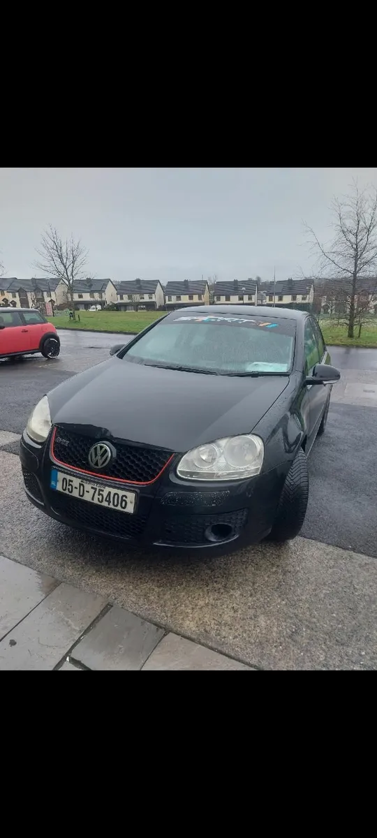 Volkswagen Golf 2005 - Image 1