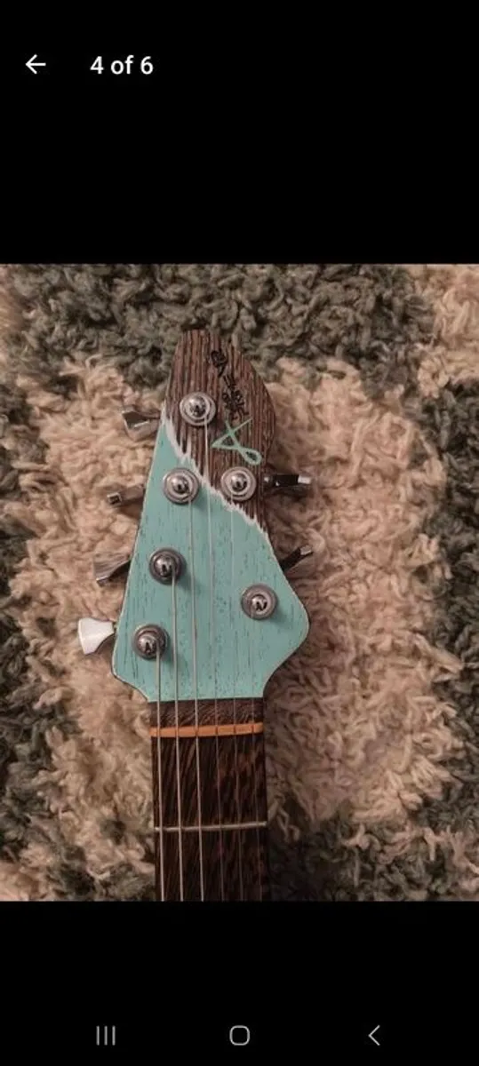 Electric Guitar - Image 4