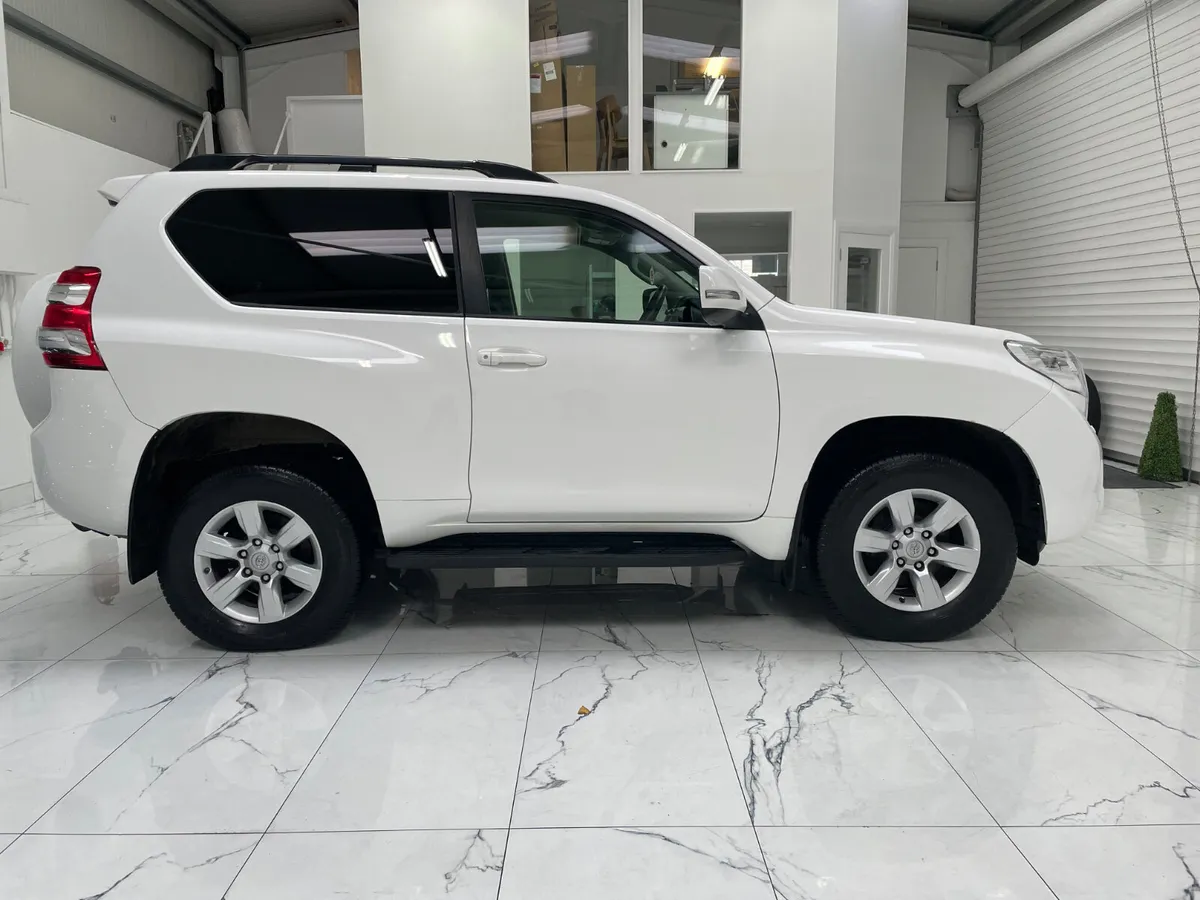 Toyota Land Cruiser 2015 - Image 2