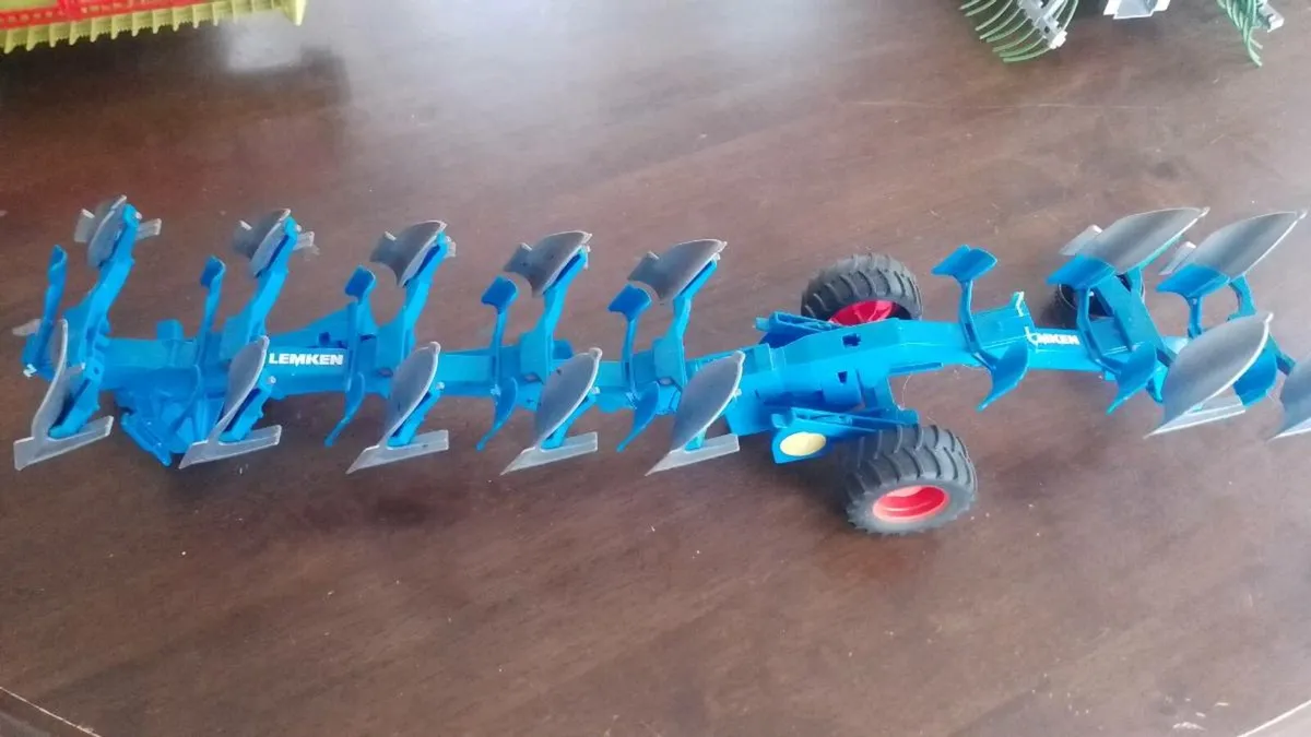 Farm machinery - Image 4