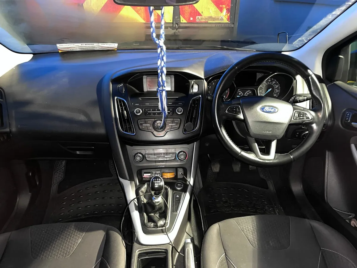 Ford Focus - Image 2