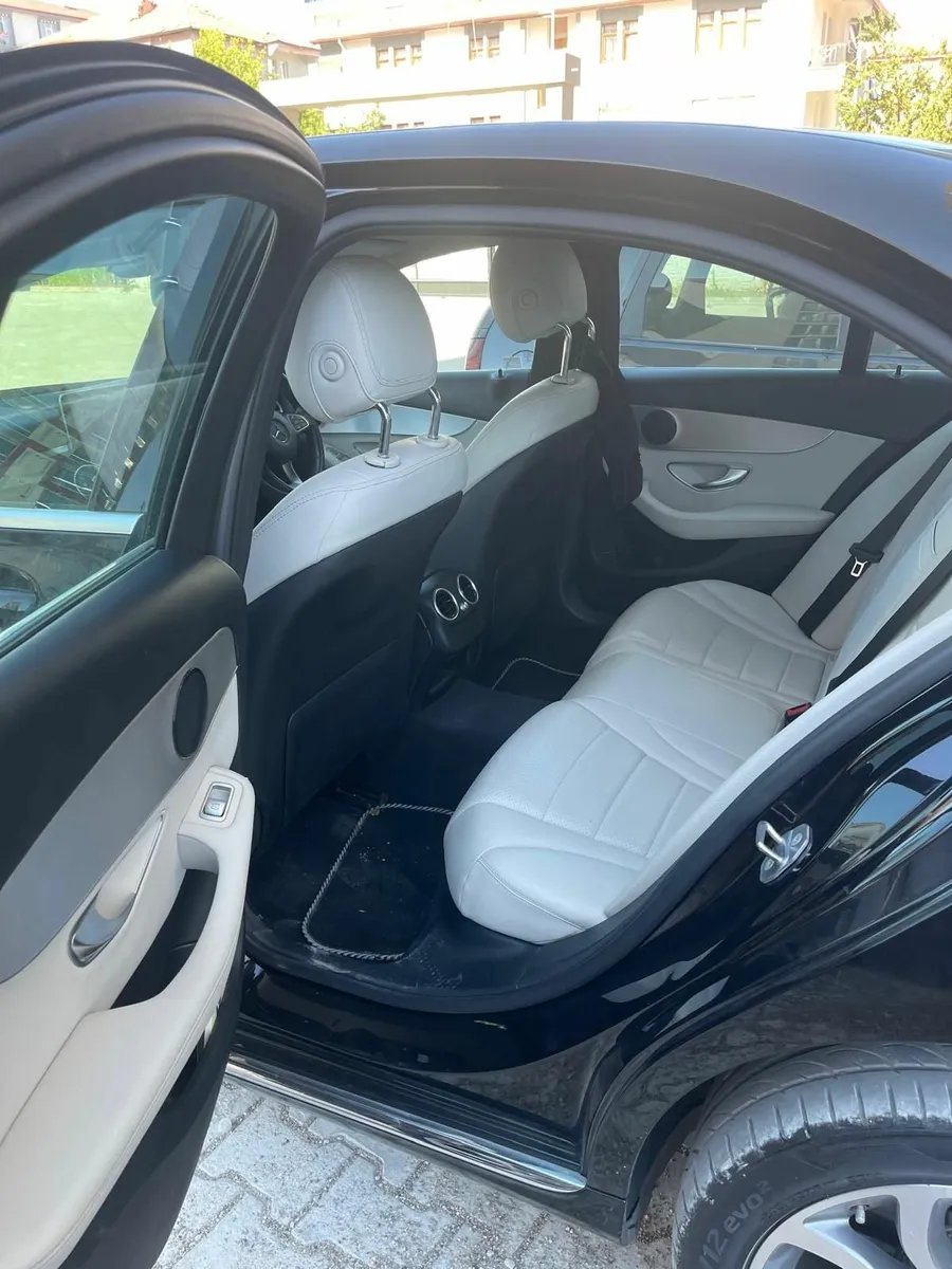 Mercedes-Benz C-Class 2017 - Image 2