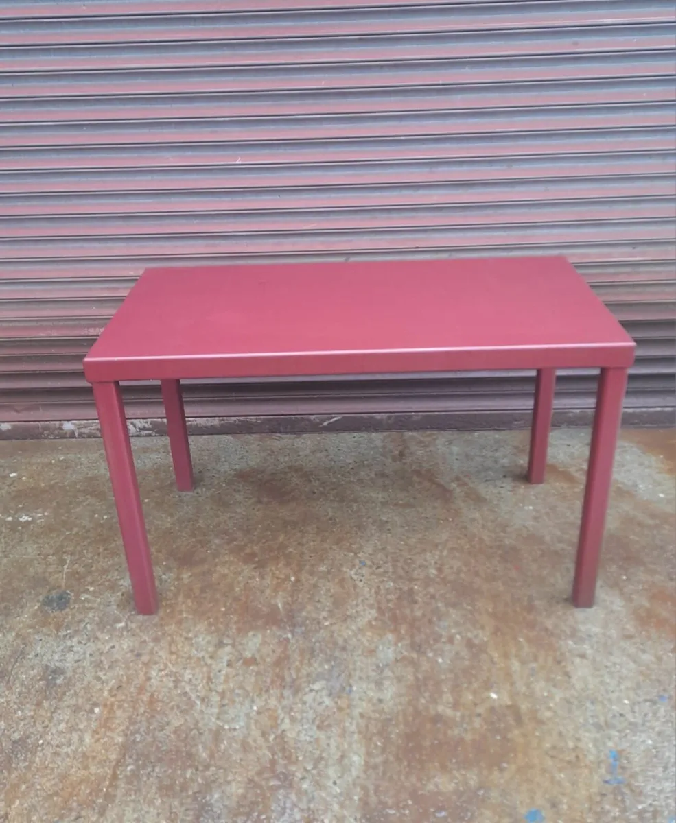 work bench - Image 1