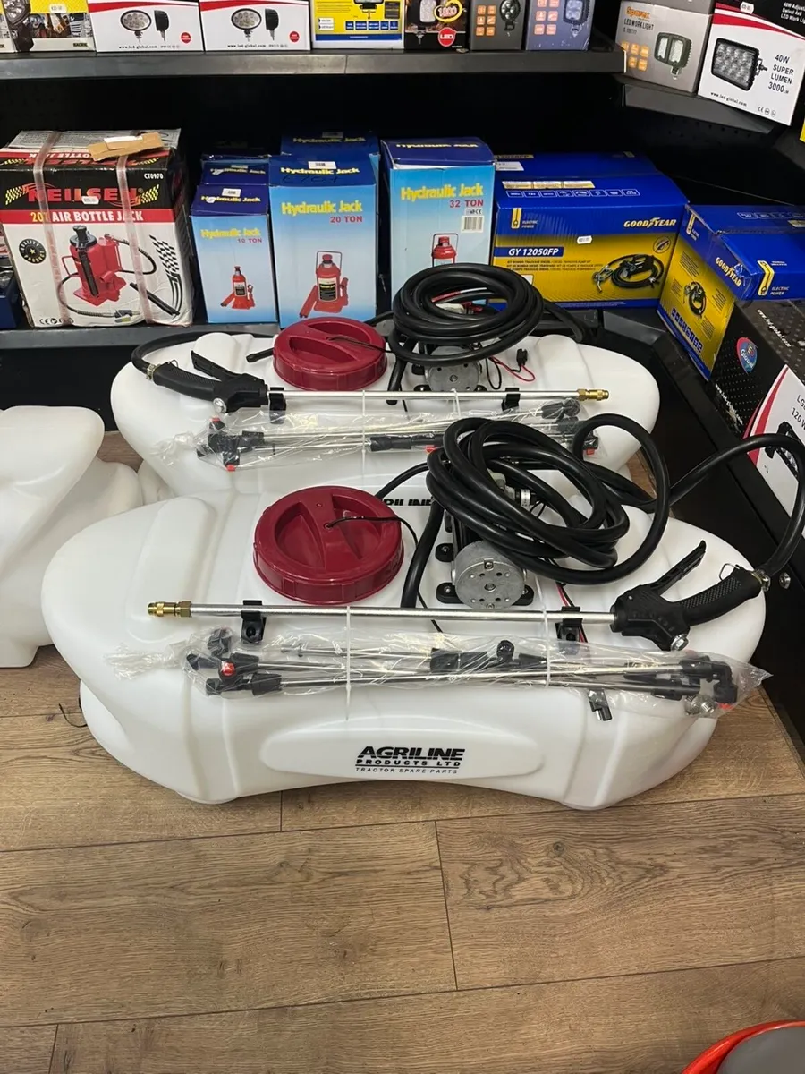 Quad sprayers - Image 1