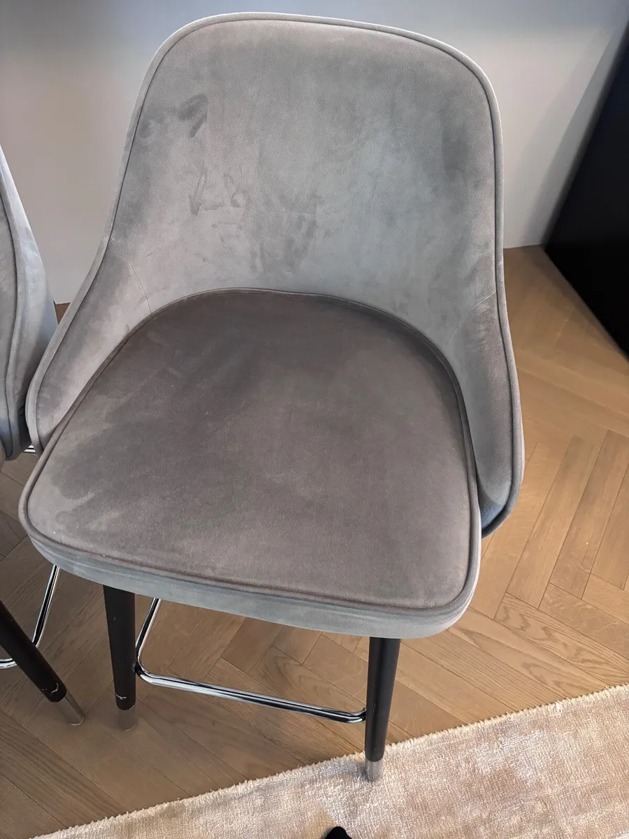 Set of 3 Bar Stools - Image 4