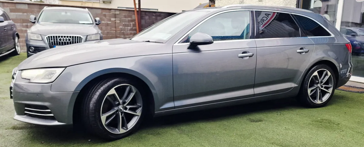 Audi A4 AVANT ULTRA SPORT SPEC EDIT LOW  KM - Image 2