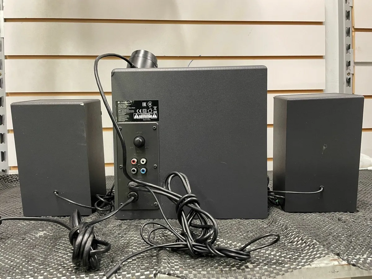 Logitech 2.1 System PC Speakers - Image 2
