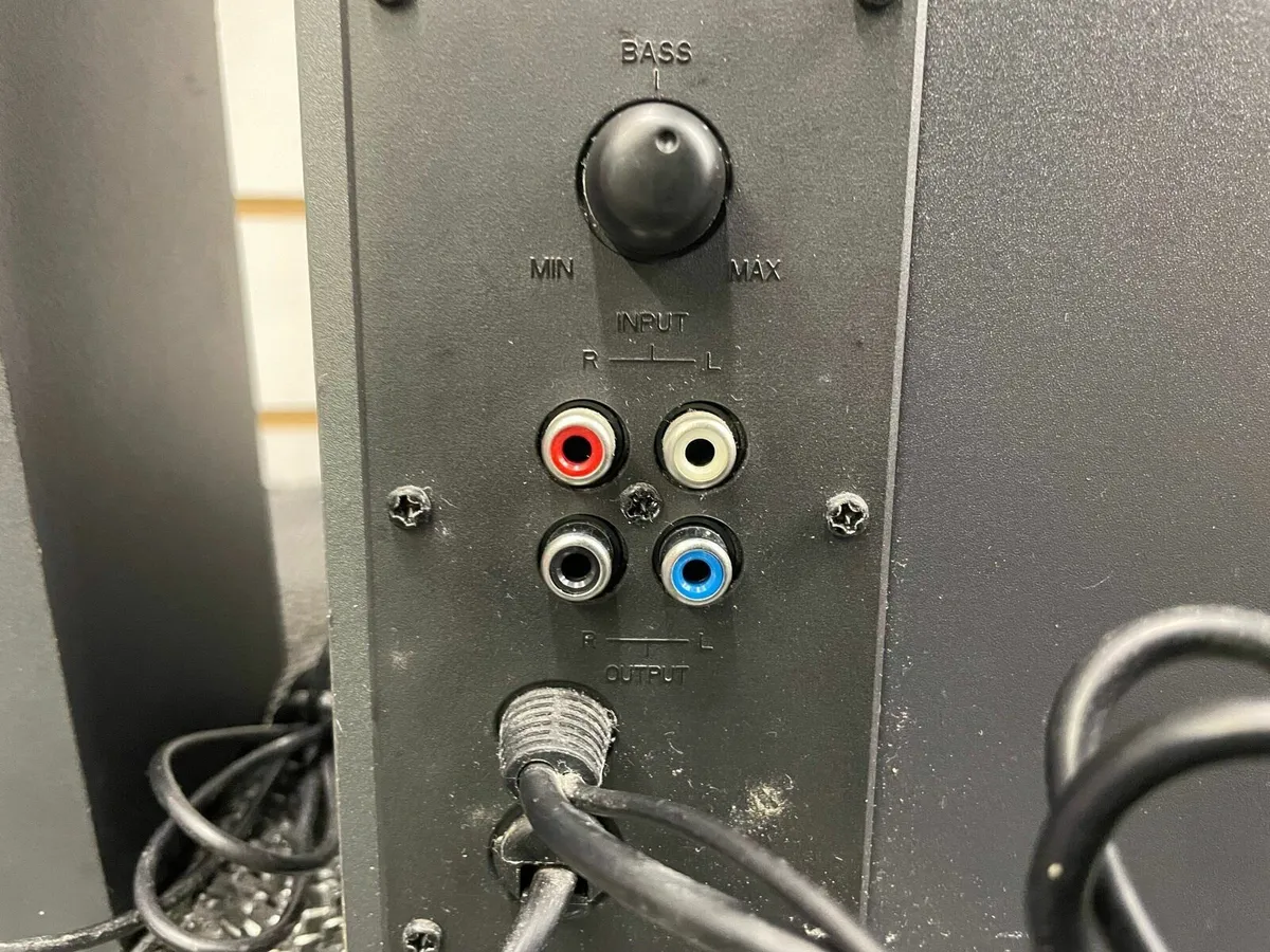 Logitech 2.1 System PC Speakers - Image 3