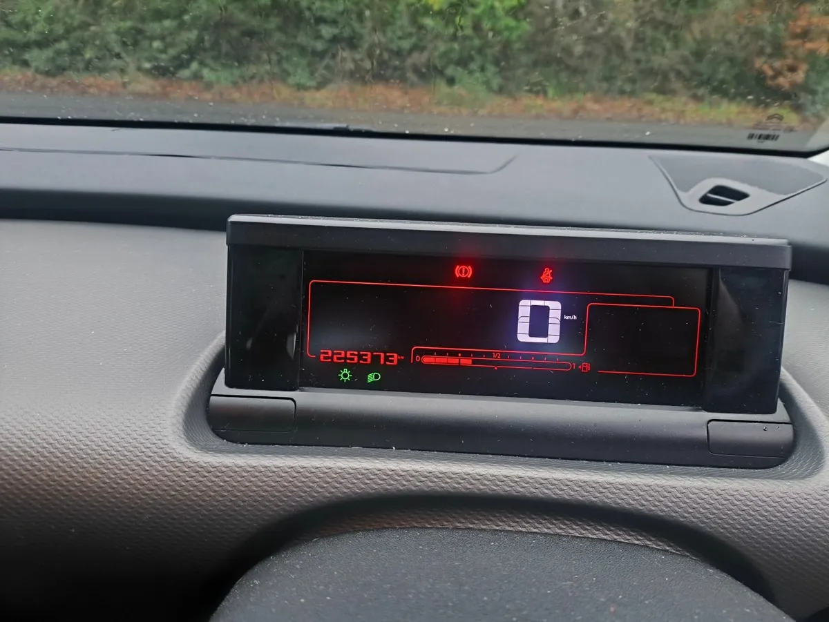 Citroen C4 cactus 2015 - Image 3