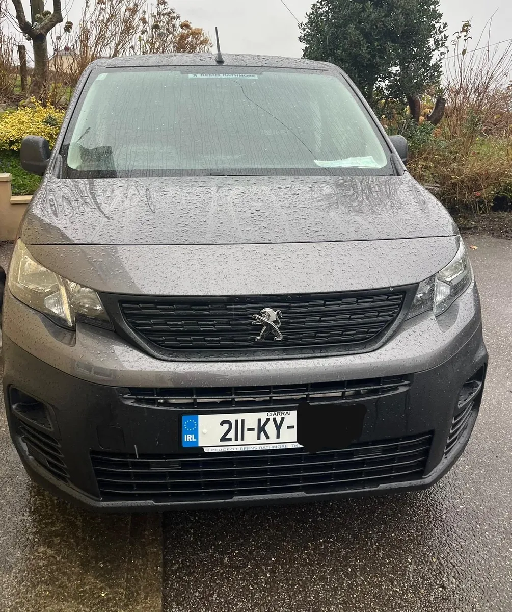 2021 Peugeot Partner - Image 1