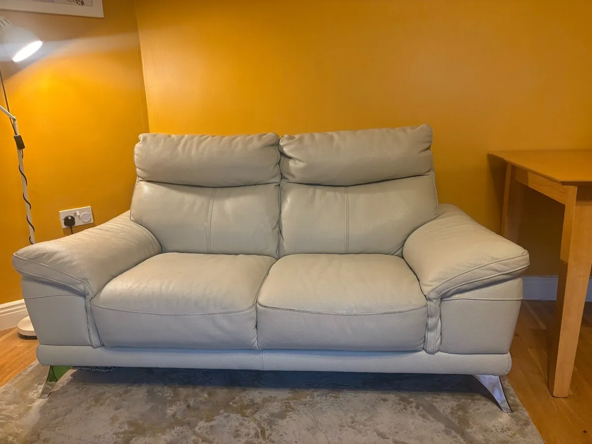 2 Seater Cream Leather Sofa - Image 2