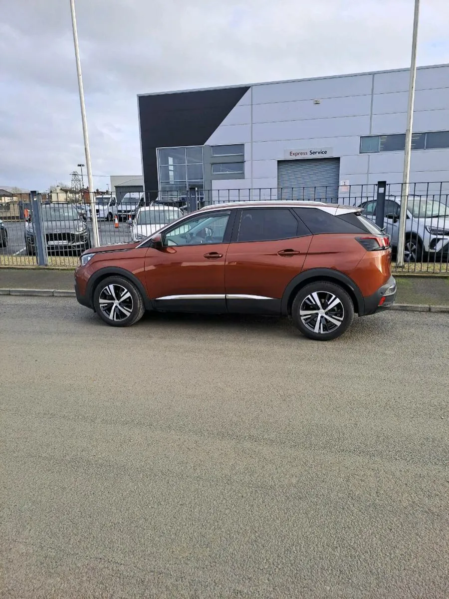 2019 peugeot 3008 allurre 1.2 auto 55 k km - Image 4
