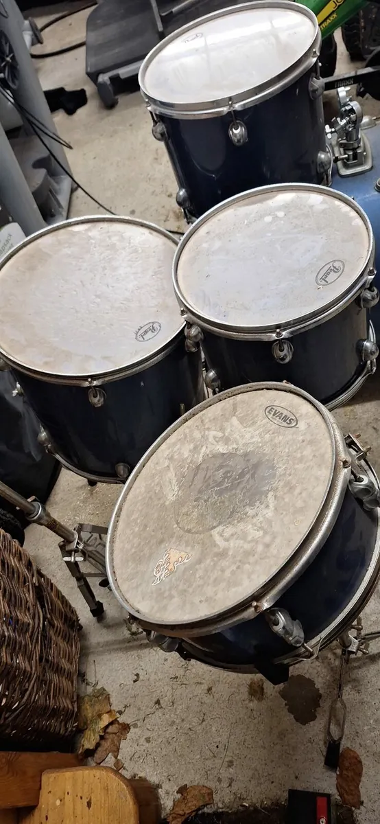 Drum Kit - Image 4