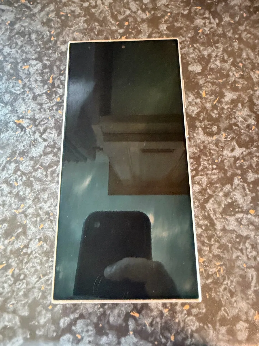 Samsung S24 Ultra & Samsung 6 Classic Watch - Image 1