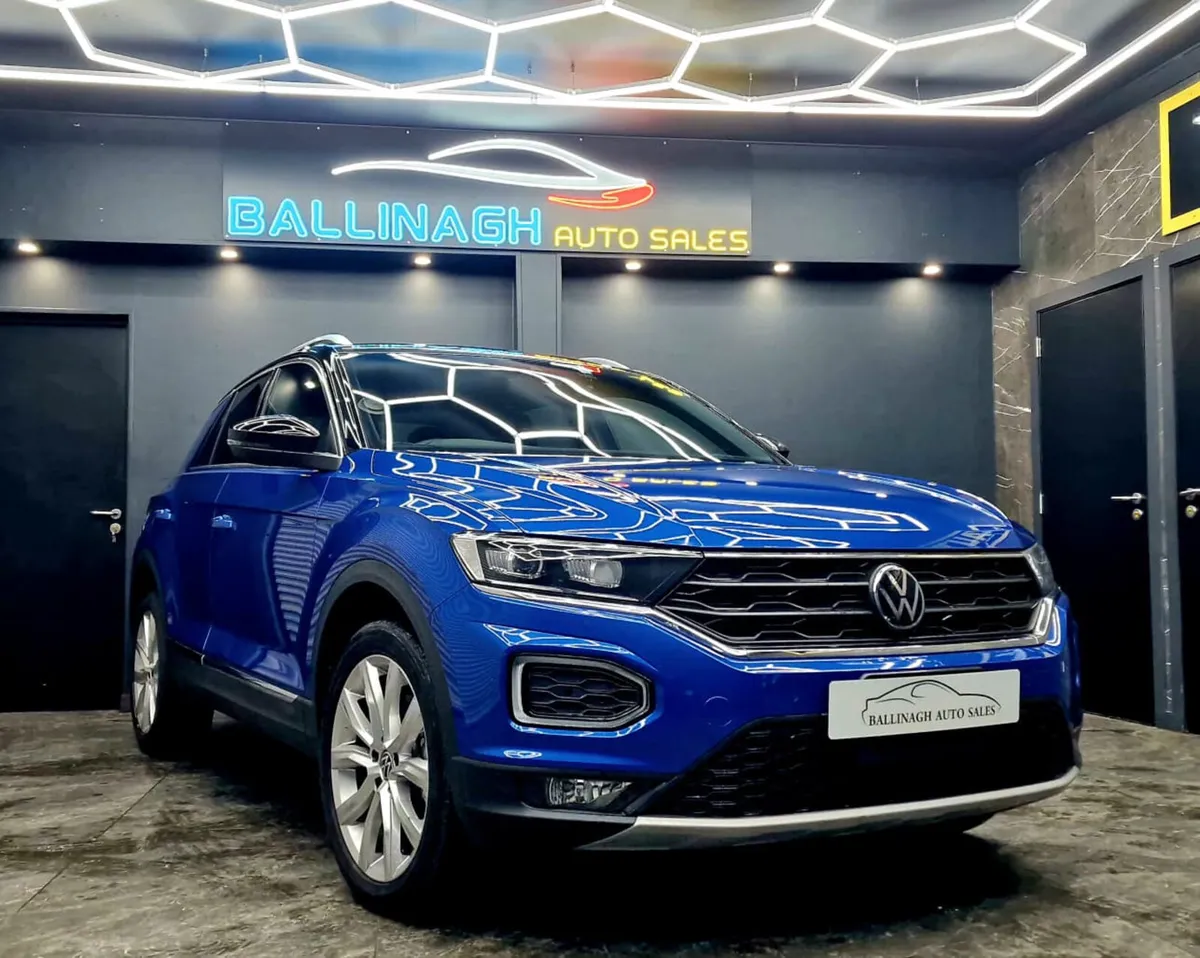 VW T-ROC 2.0 TDI SPORT AUTOMATIC - Image 1