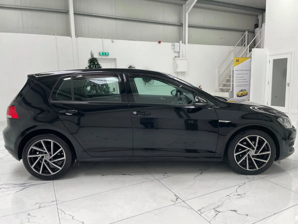 Volkswagen Golf 2015 - Image 2