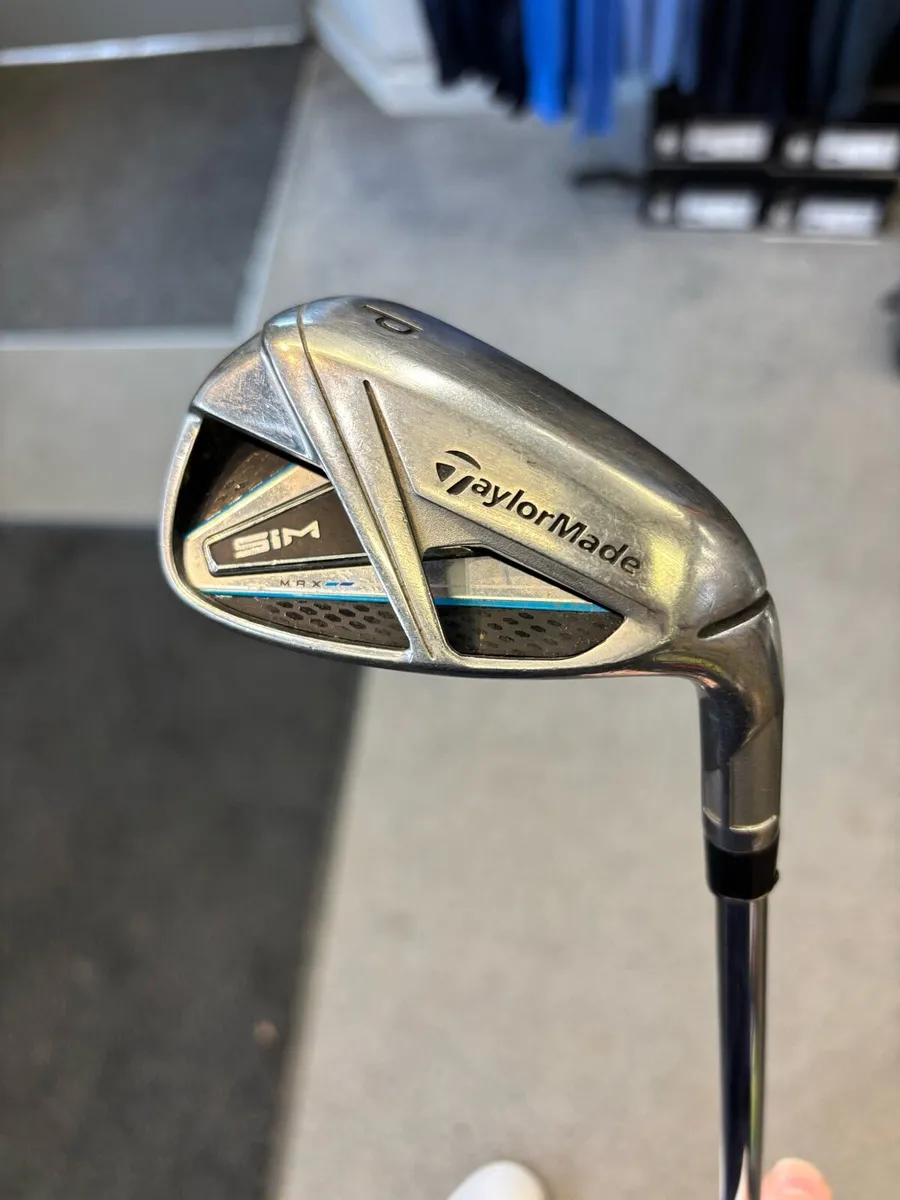 Taylormade SIM Irons - Image 1