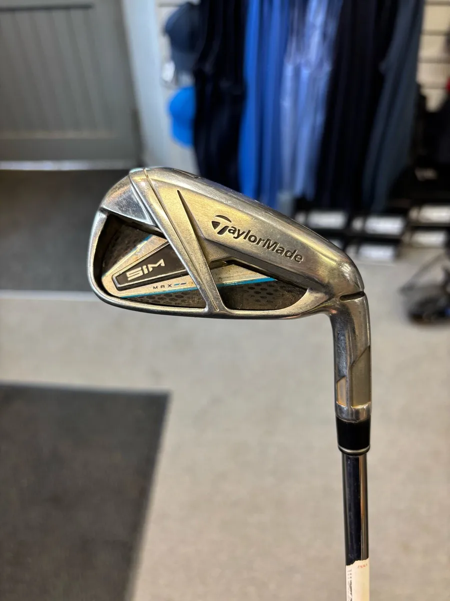 Taylormade SIM Irons - Image 3